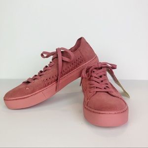 TOMS - LENOX - ROSE SUEDE SHOE - WOMEN’S SIZE 6
